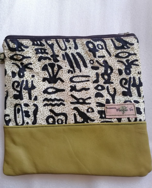 Shweshwe & leather clutch bag