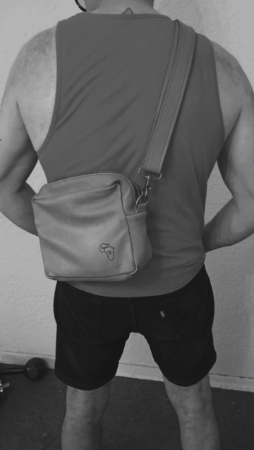 Leather man-bag