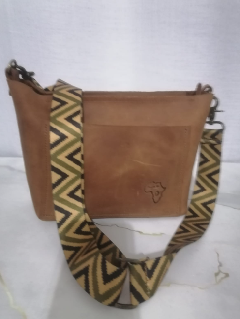Charlene F/G leather crossbody