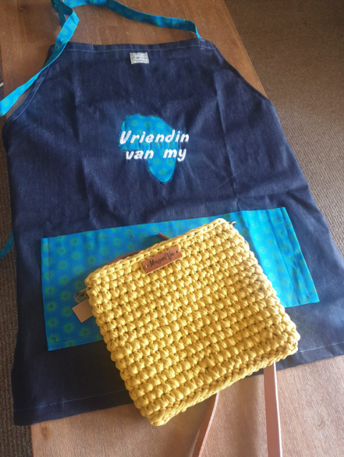 Aprons - Demin & Shweshwe /print